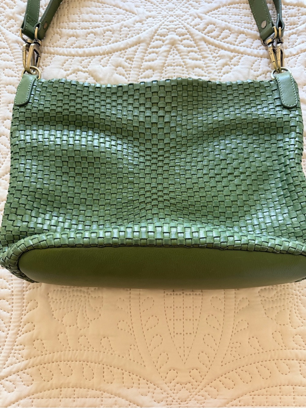 HOBO Woven Leather Crossbody/Shoulder Bag Olive Green - Picture 4 of 12